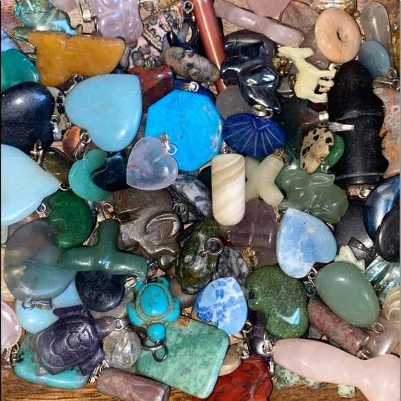 Handmade stone pendant/charms - Picture 2 of 4